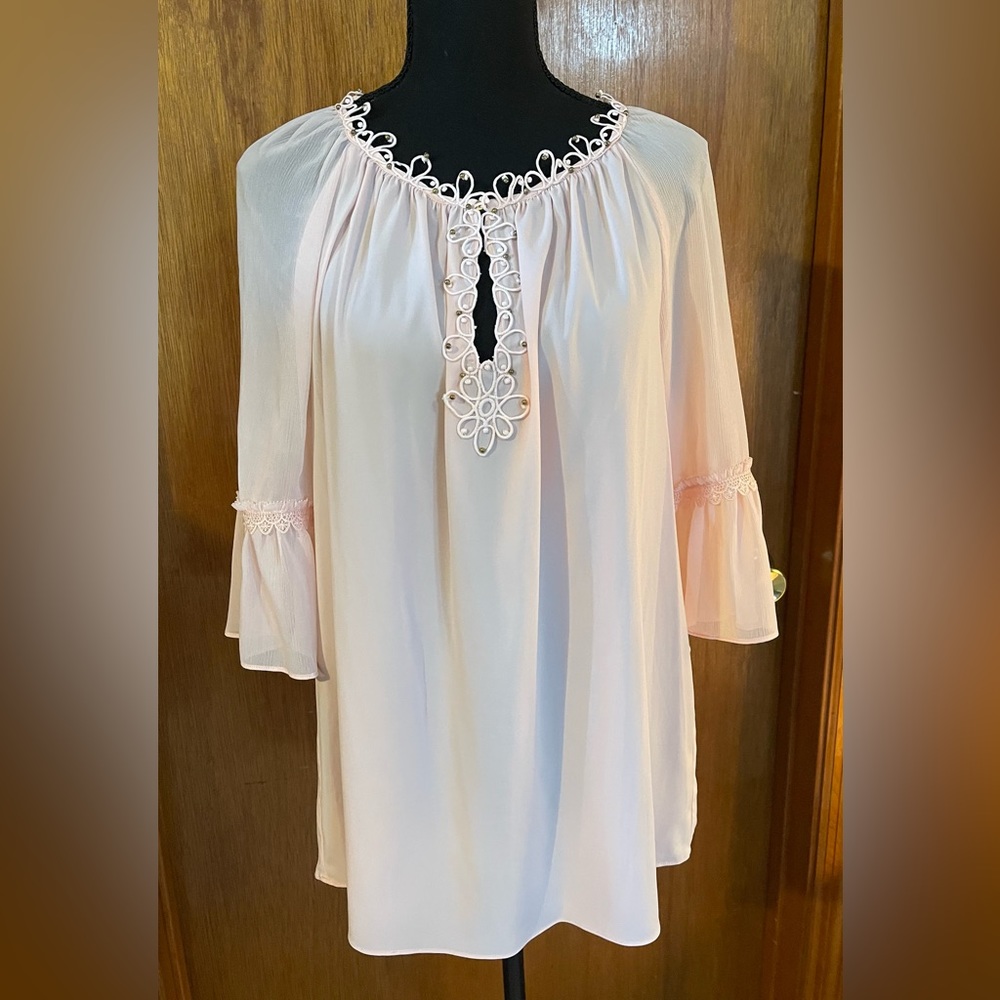 Elie tahari Elegant Bell Sleeve Blouse